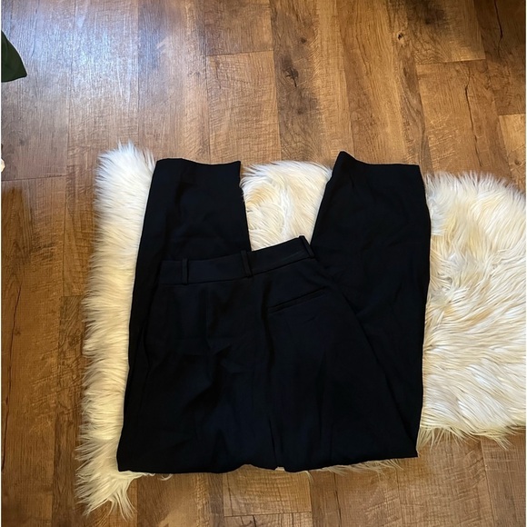 & OTHER STORIES Black Pleated Trousers - Picture 6 of 7